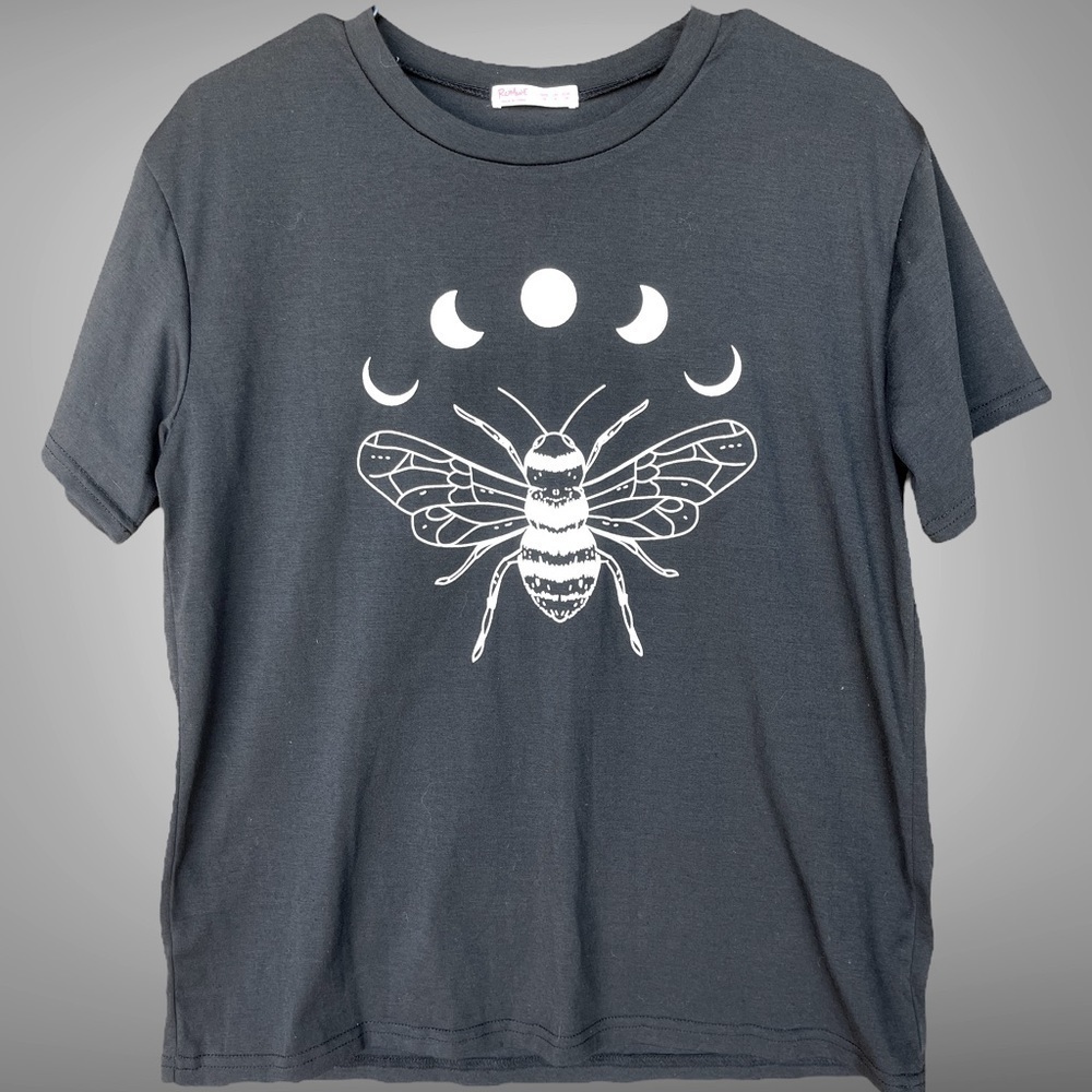 𝅺ROMWE medium Tshirt‎ girls/women